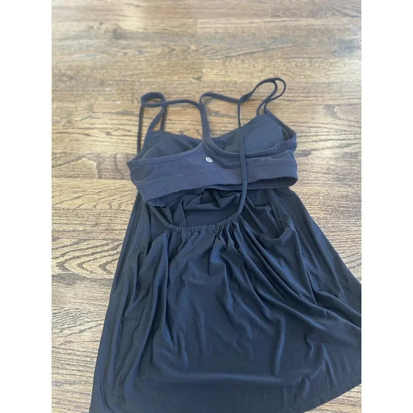 Lululemon Athletica No Limits Top Black Sports bra Size 6 Racerback Workout Tank - Picture 3 of 8